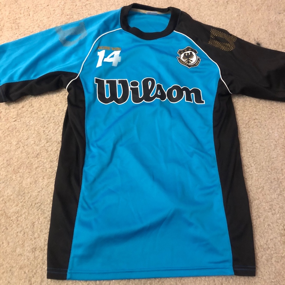 Wilson brand tennis/workout sport Tee